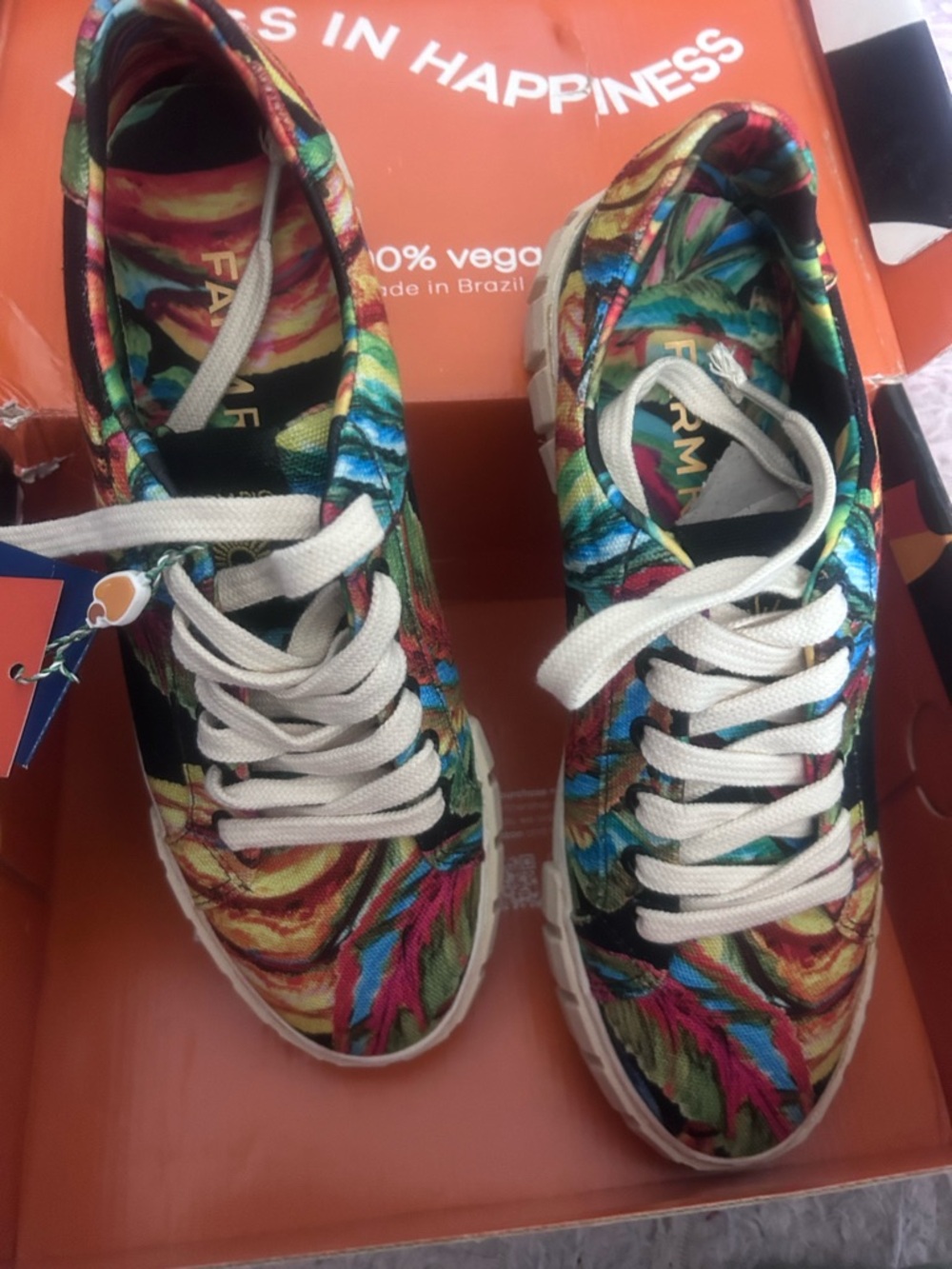 FARM Rio Multicolor Leaf-Print Canvas Sneakers - Picture 3 of 8